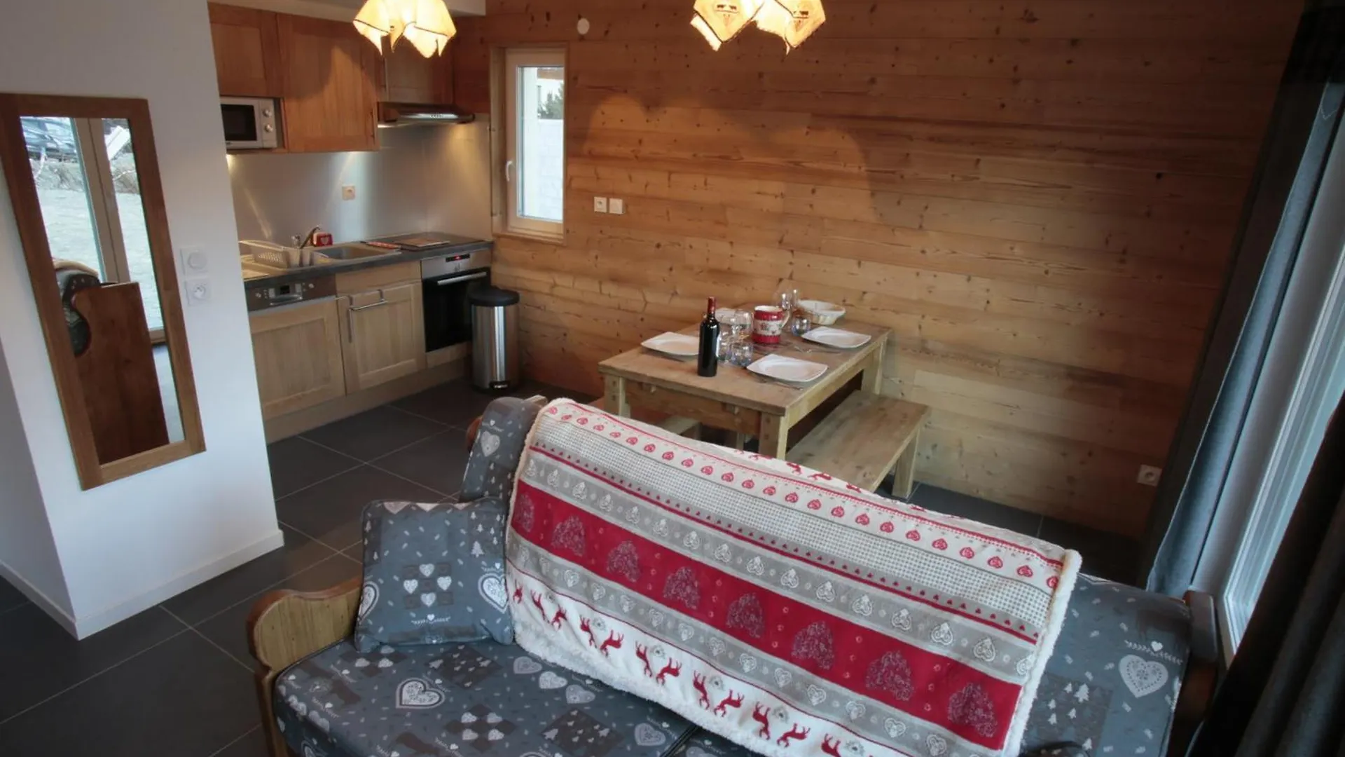 Appartement 3 Pieces 4 Pers, 3 Etoiles, Expose Sud Avec Terrasse - Valloire, A Proximite Des Pistes - Fr-1-263-338