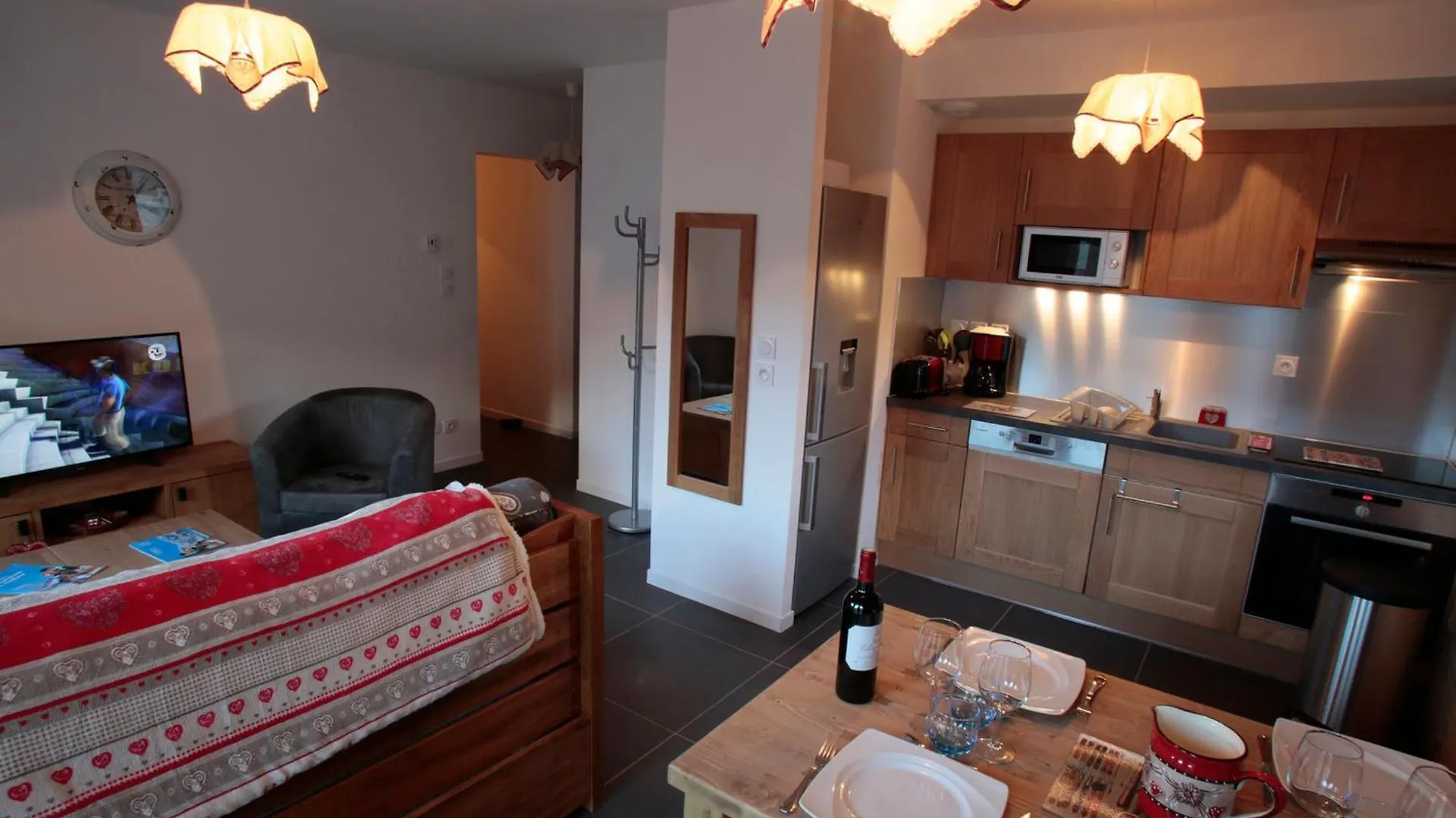Appartement 3 Pieces 4 Pers, 3 Etoiles, Expose Sud Avec Terrasse - Valloire, A Proximite Des Pistes - Fr-1-263-338 France